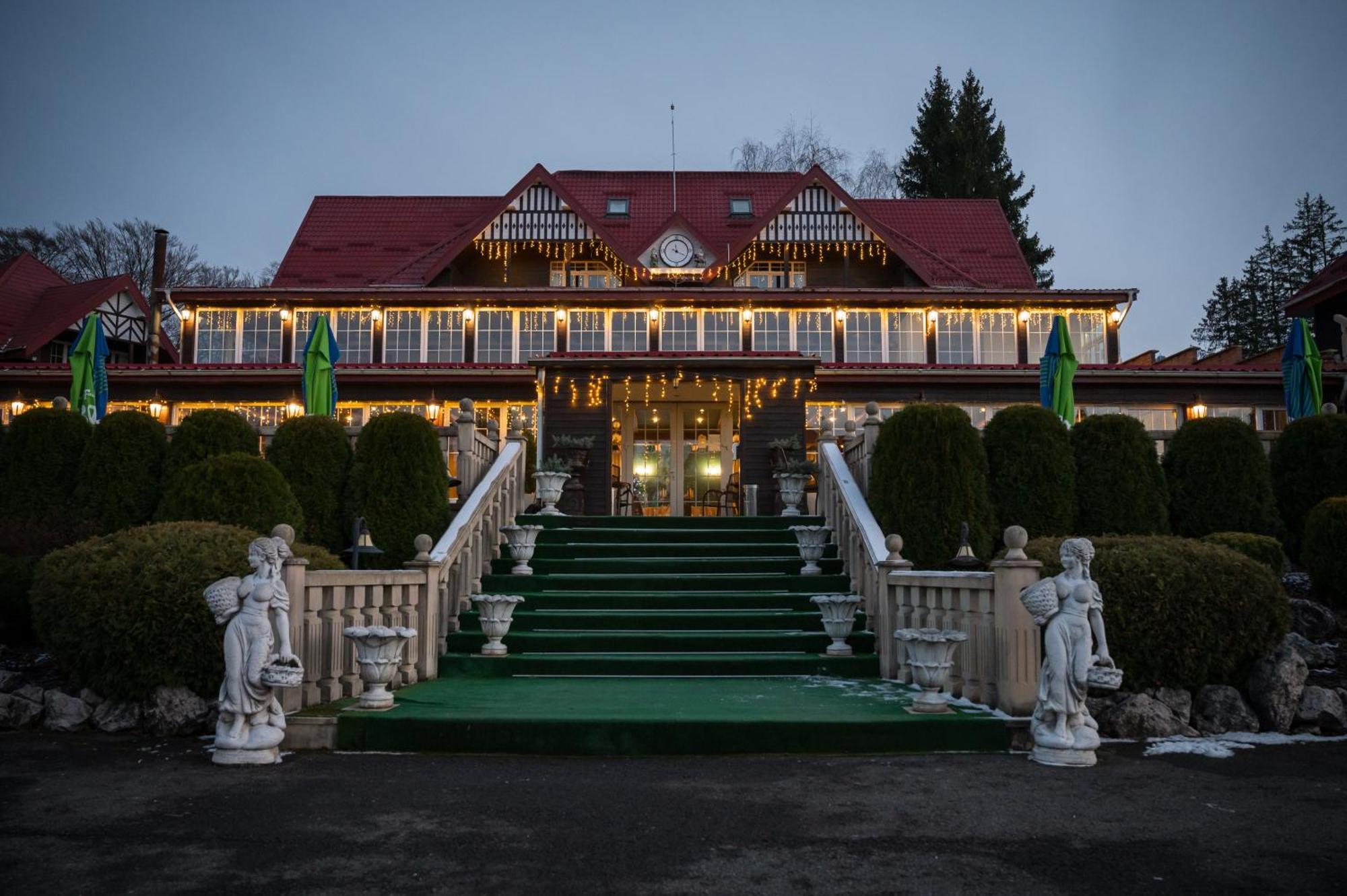 Monterai Resort Poiana Brasov Exteriör bild