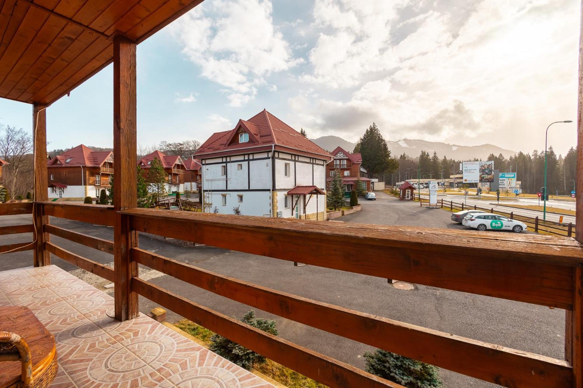 Monterai Resort Poiana Brasov Exteriör bild